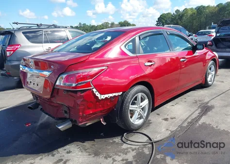 2015 Nissan Altima 2.5 S z USA, uszkodzony, nr VIN 1N4AL3AP3FC423855